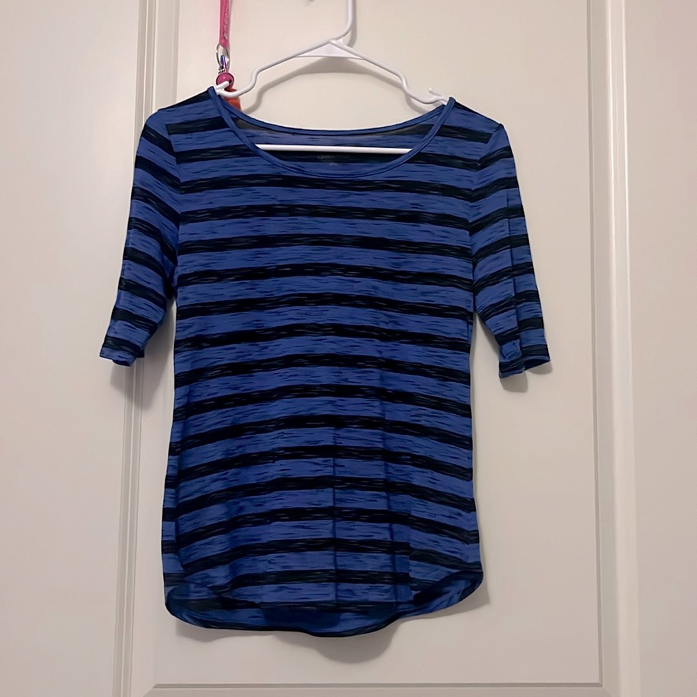 Apt 9 Essentials Shirt